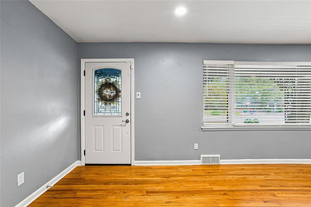 1500 W Lavender Lane