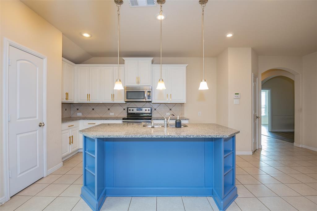 Fossil Hill Estates - Residential Lease