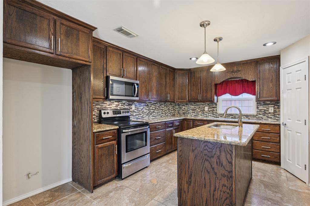 Plano, Texas 75023, United States, 4 Bedrooms Bedrooms, ,2 BathroomsBathrooms,Residential,Active,238057