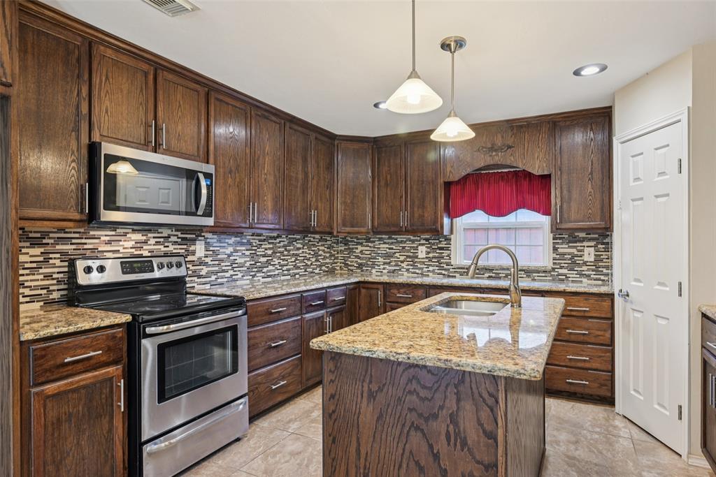 Plano, Texas 75023, United States, 4 Bedrooms Bedrooms, ,2 BathroomsBathrooms,Residential,Active,238057