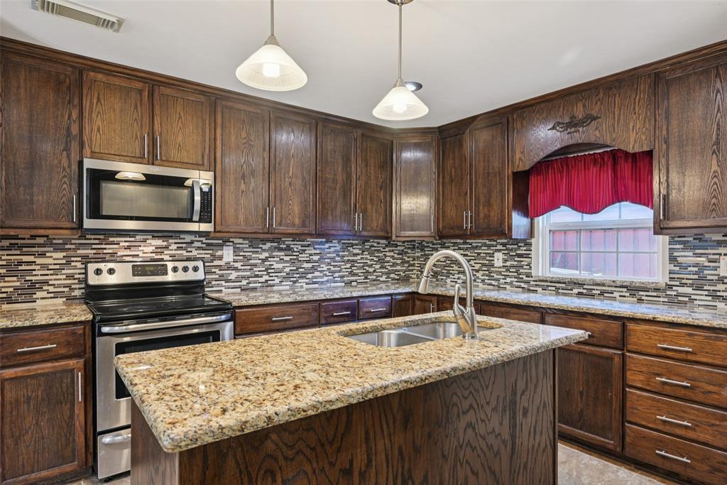 Plano, Texas 75023, United States, 4 Bedrooms Bedrooms, ,2 BathroomsBathrooms,Residential,Active,238057