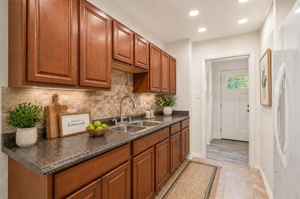 Midway Park Add - Residential