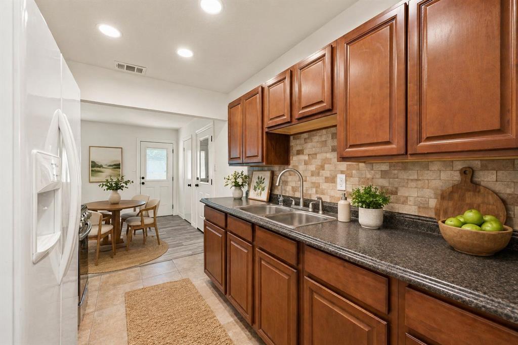Midway Park Add - Residential