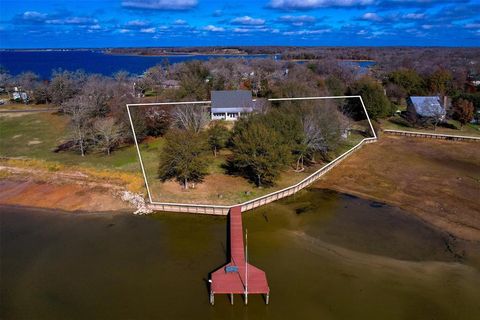 A home in Jewett