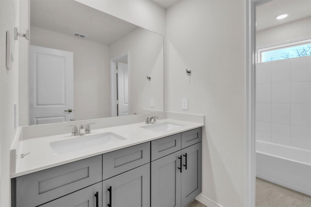 The Landing at Hidden Lakes - Residential