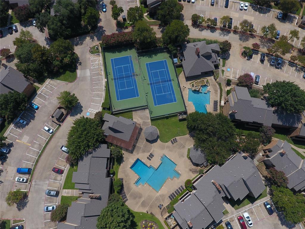 Cloisters Condo The - Residential