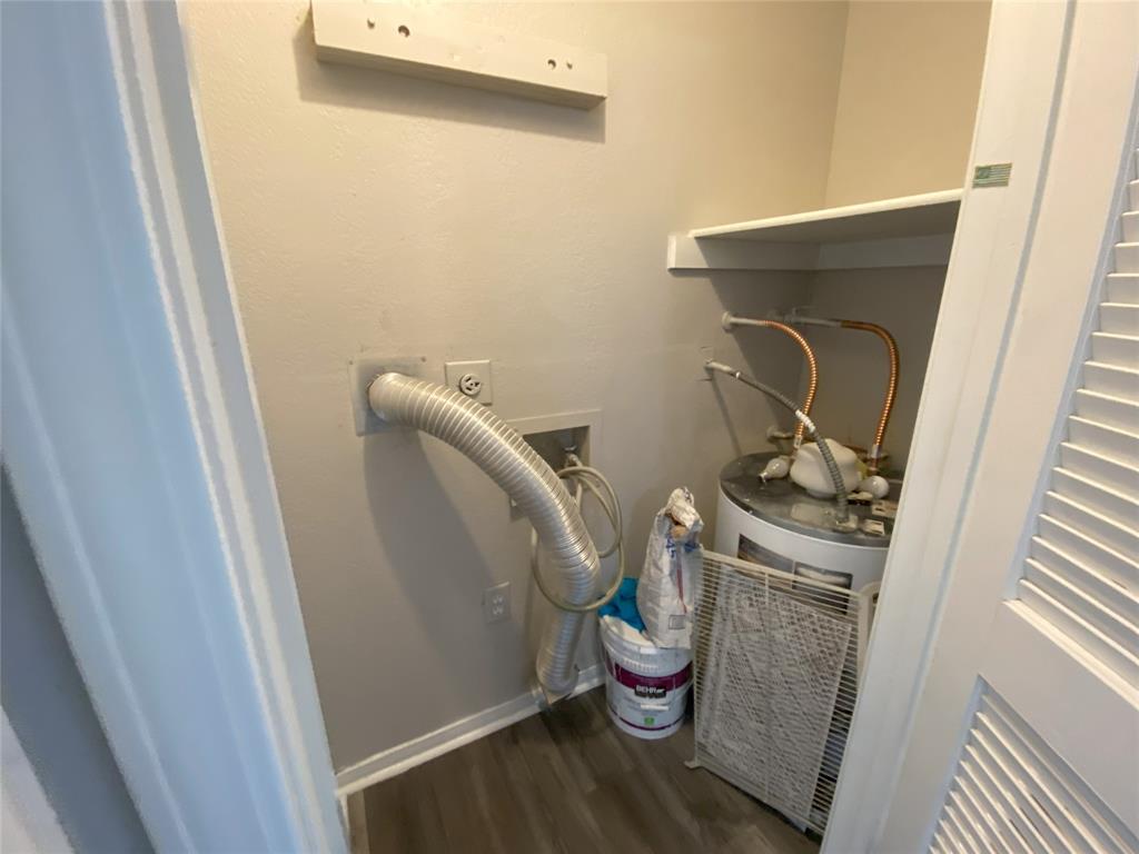 Cloisters Condo The - Residential