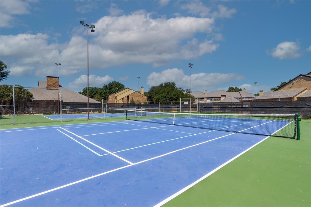 Cloisters Condo The - Residential