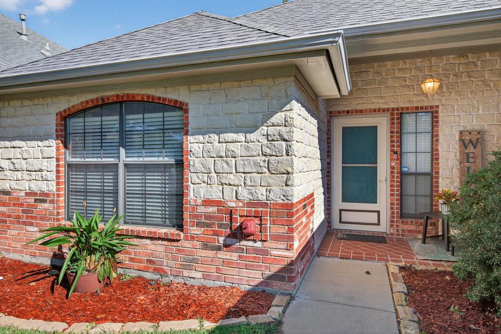 1001 Austin Court