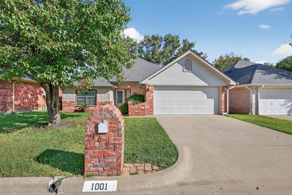 1001 Austin Court