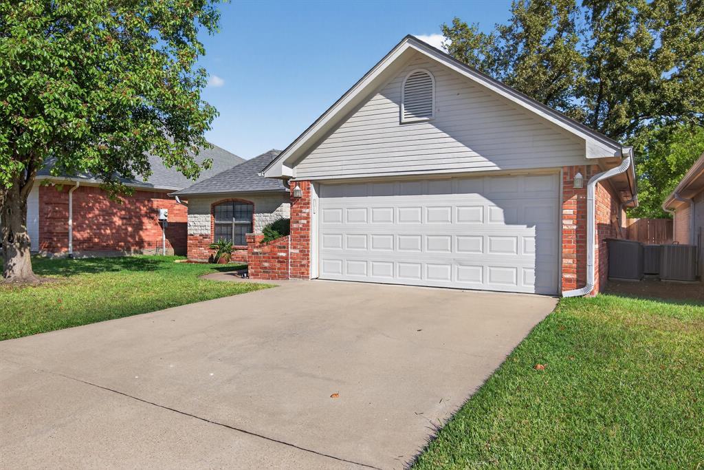 1001 Austin Court