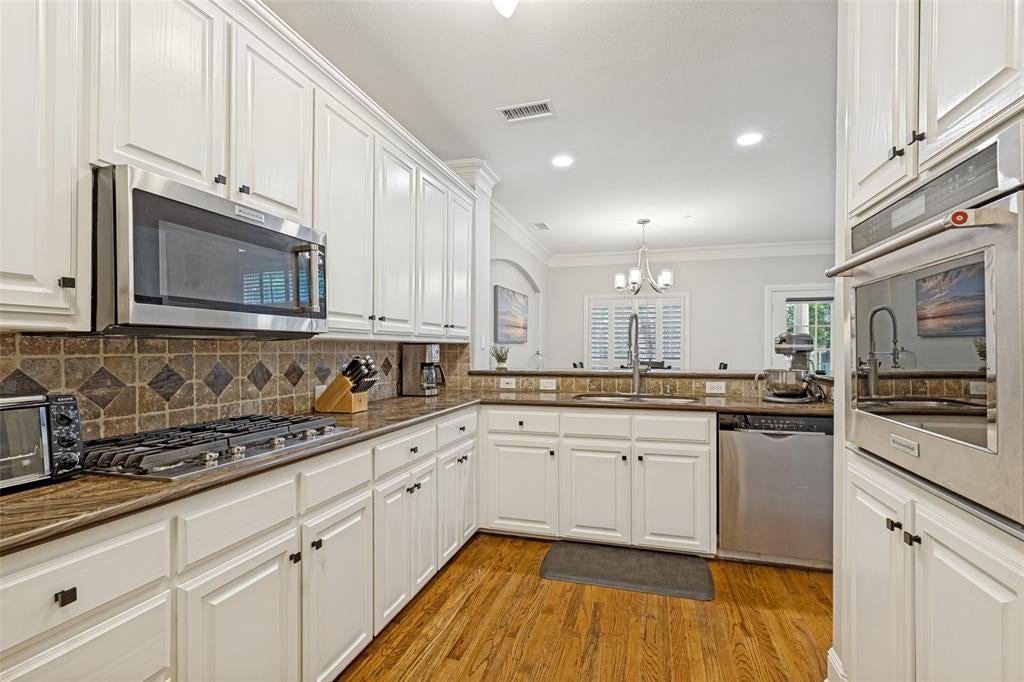 4167 Towne Green Circle