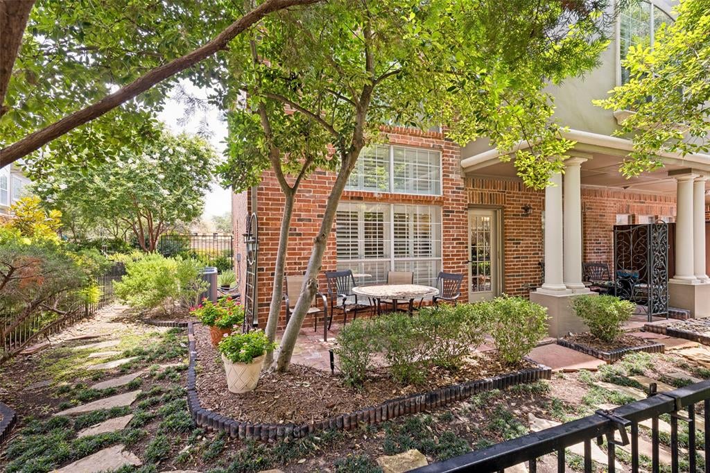 4167 Towne Green Circle