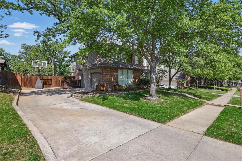 8629 Kensington Lane