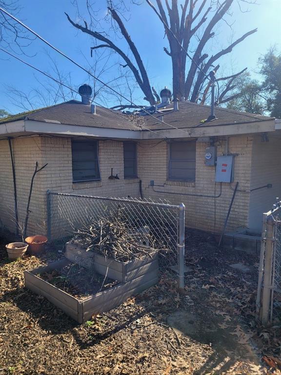 Shreveport, Louisiana 71106, United States, 3 Bedrooms Bedrooms, ,1 BathroomBathrooms,Residential,Active,17187