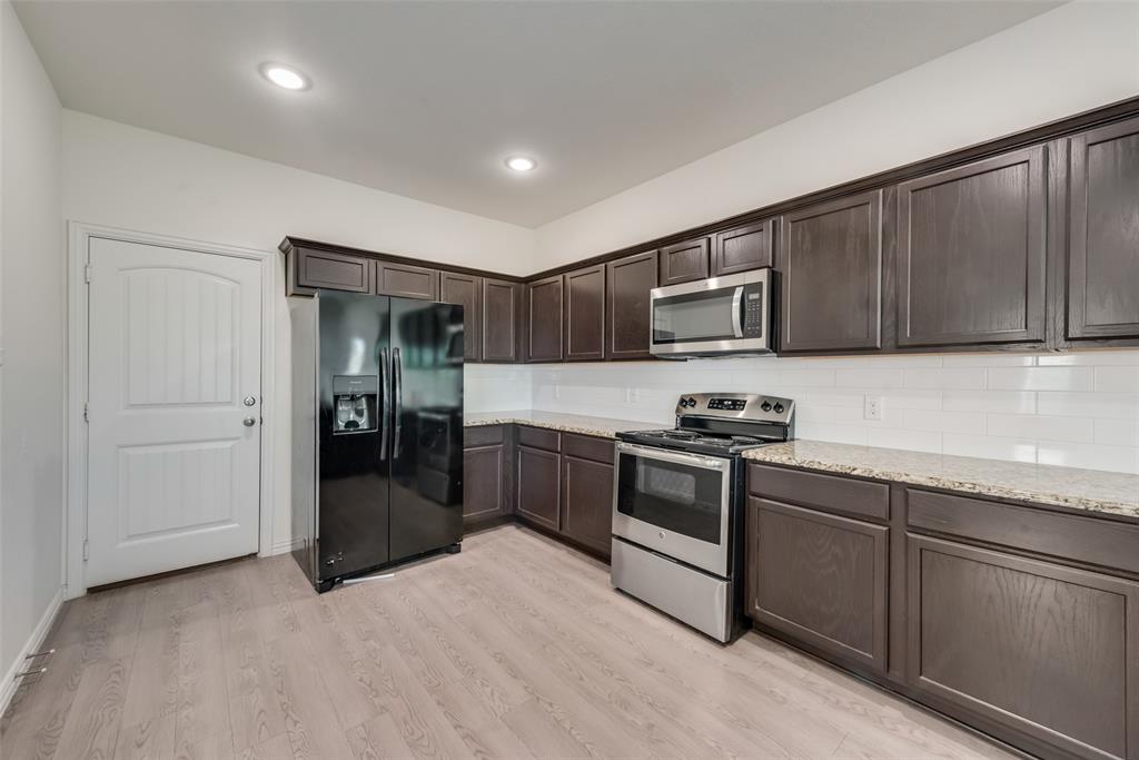 Chariot Village - Residential Lease