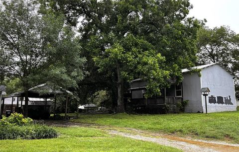 Tiny photo for 2931 S Barrett Avenue, Denison, TX 75020 (MLS # 21197718)