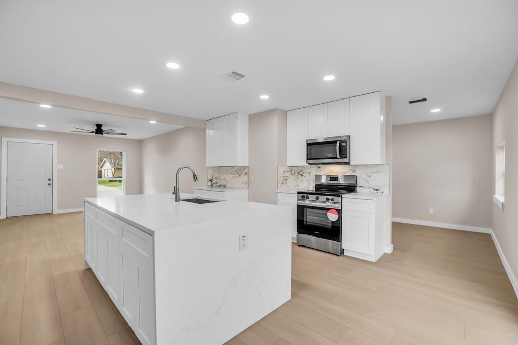 1913 Fairfield Drive