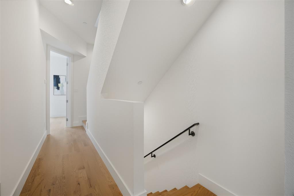 MIDTOWN HEIGHTS CONDOMINIUM - Residential Lease