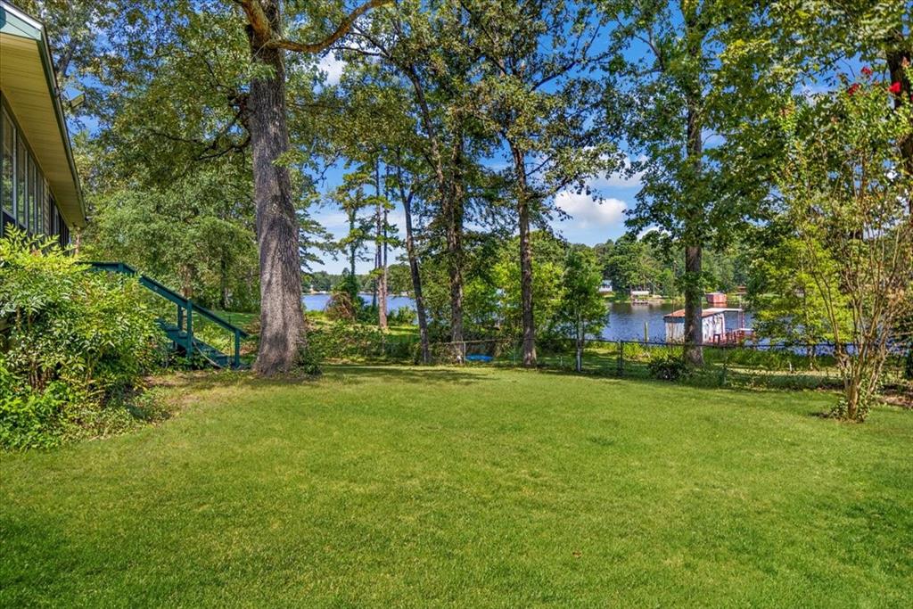 Howell Lake - Residential