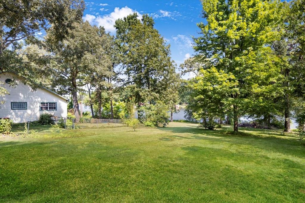 Howell Lake - Residential