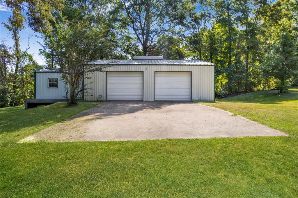 Howell Lake - Residential