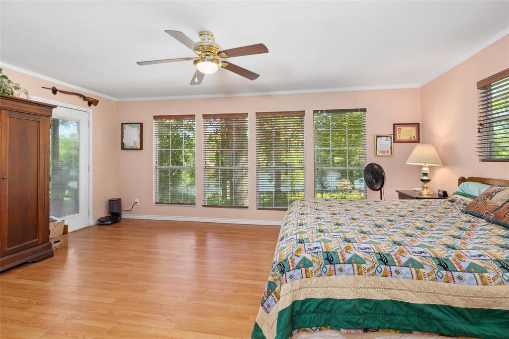 Howell Lake - Residential