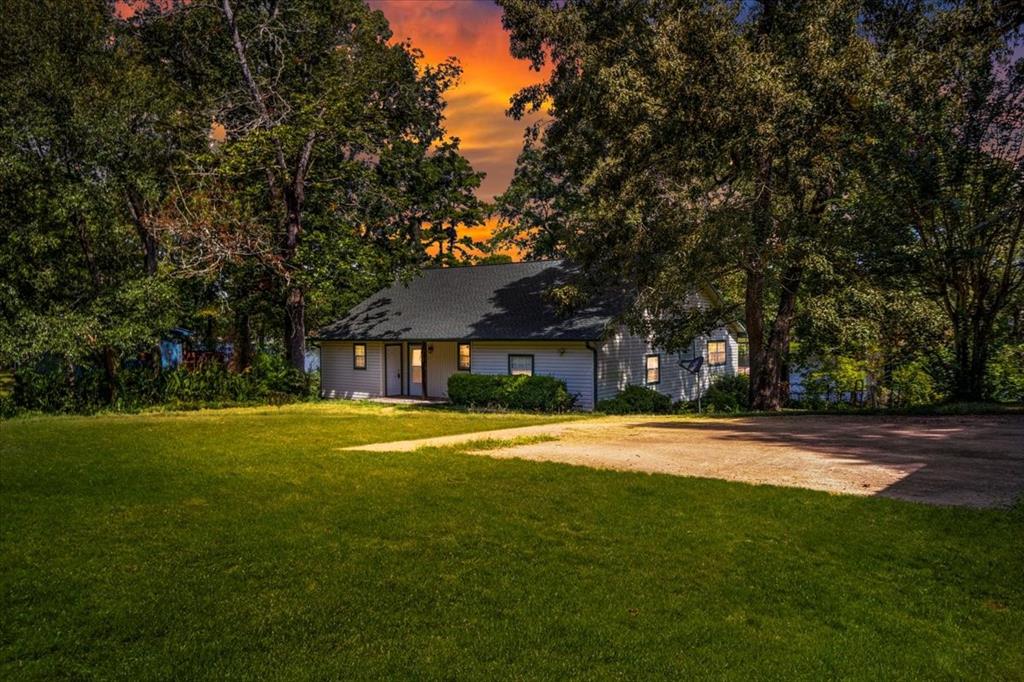 Howell Lake - Residential