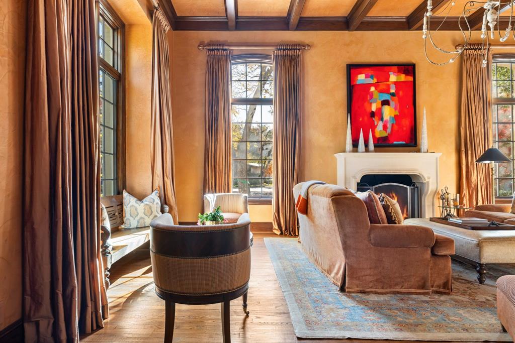 3900 Normandy Avenue