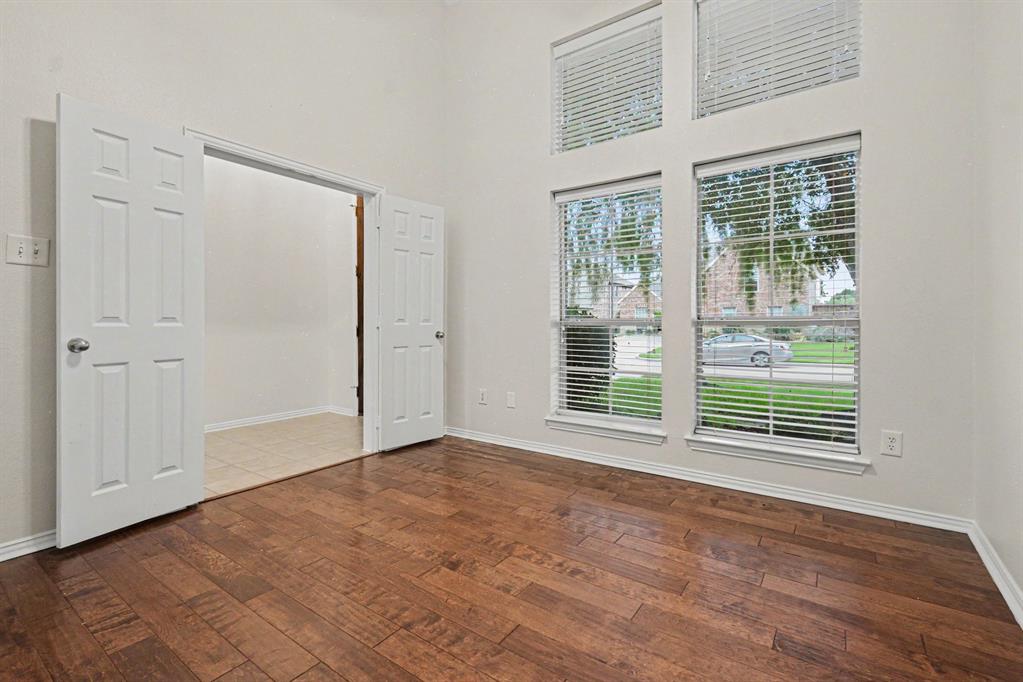4111 Creek Hill Lane