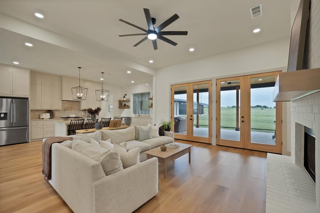 664 County Road 379