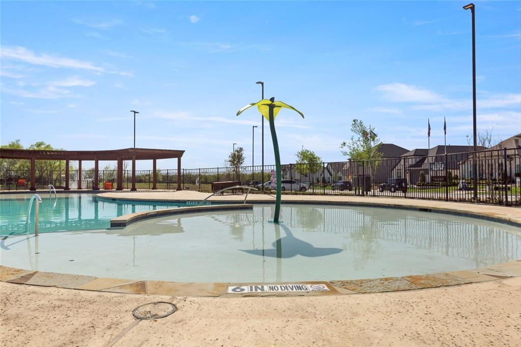 Creekside - Residential