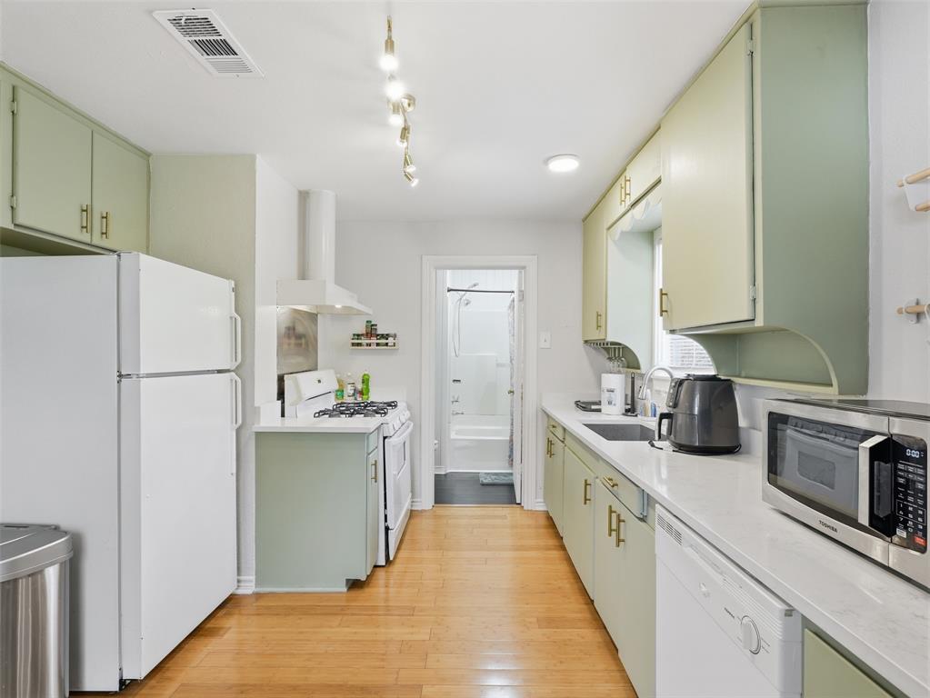 Oak Cliff Annex - Residential