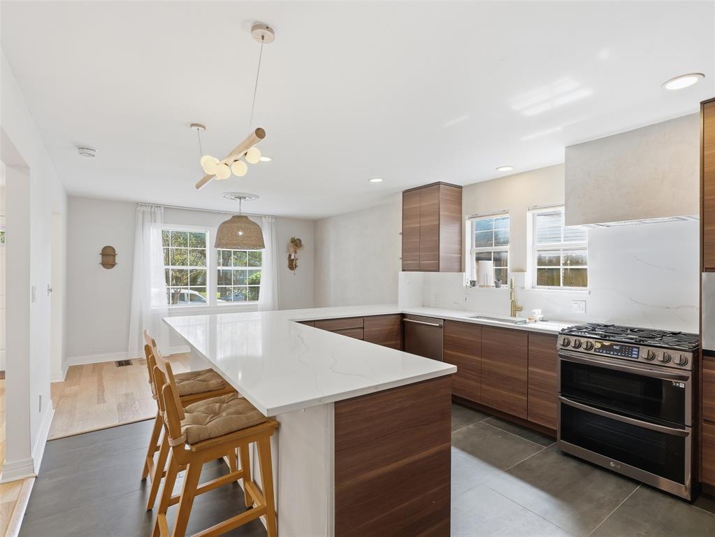 Oak Cliff Annex - Residential