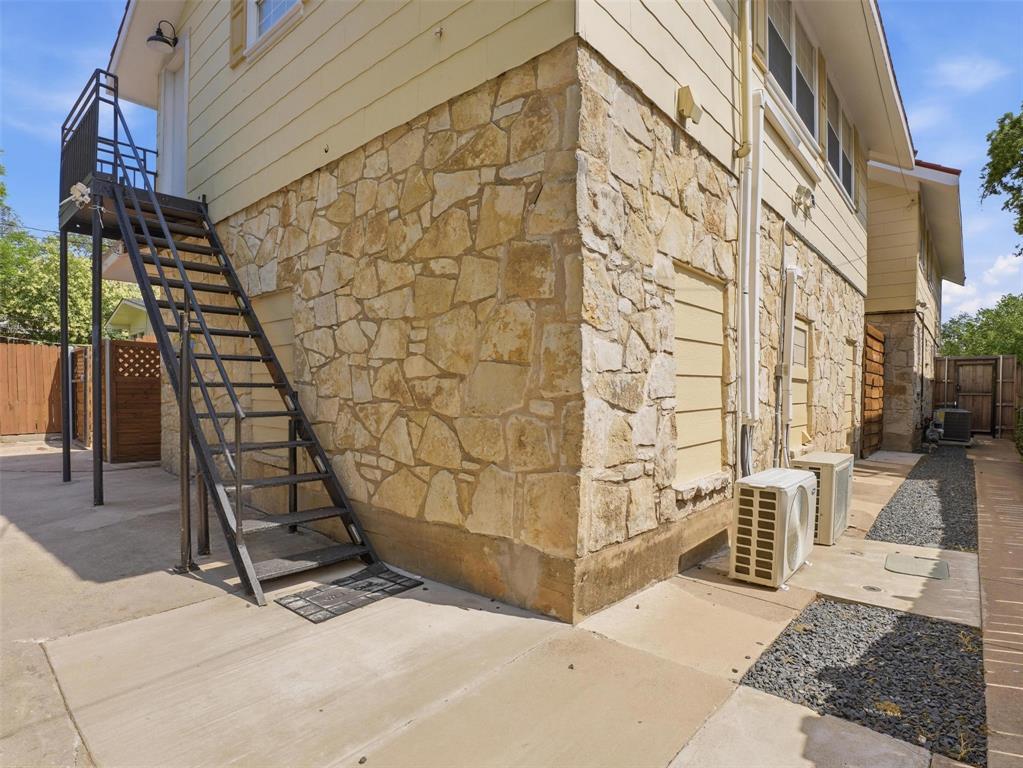 Oak Cliff Annex - Residential