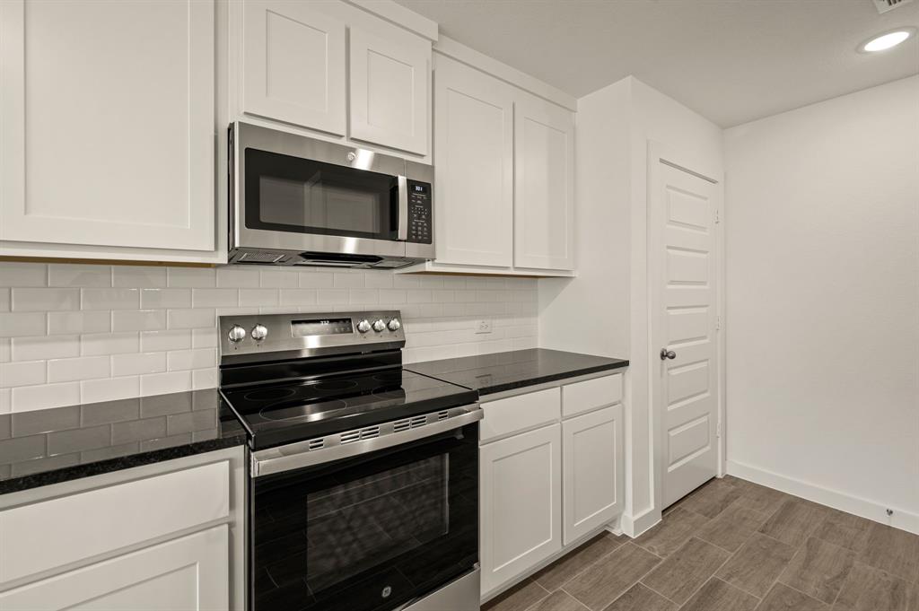 Runaway Bay Unit 6 - Residential