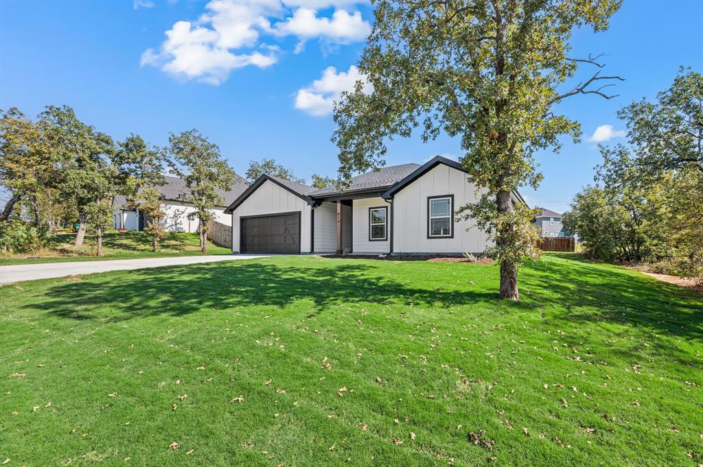 Runaway Bay Unit 6 - Residential