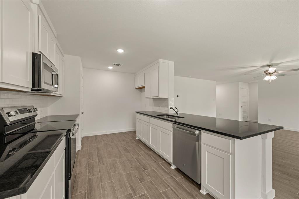 Runaway Bay Unit 6 - Residential