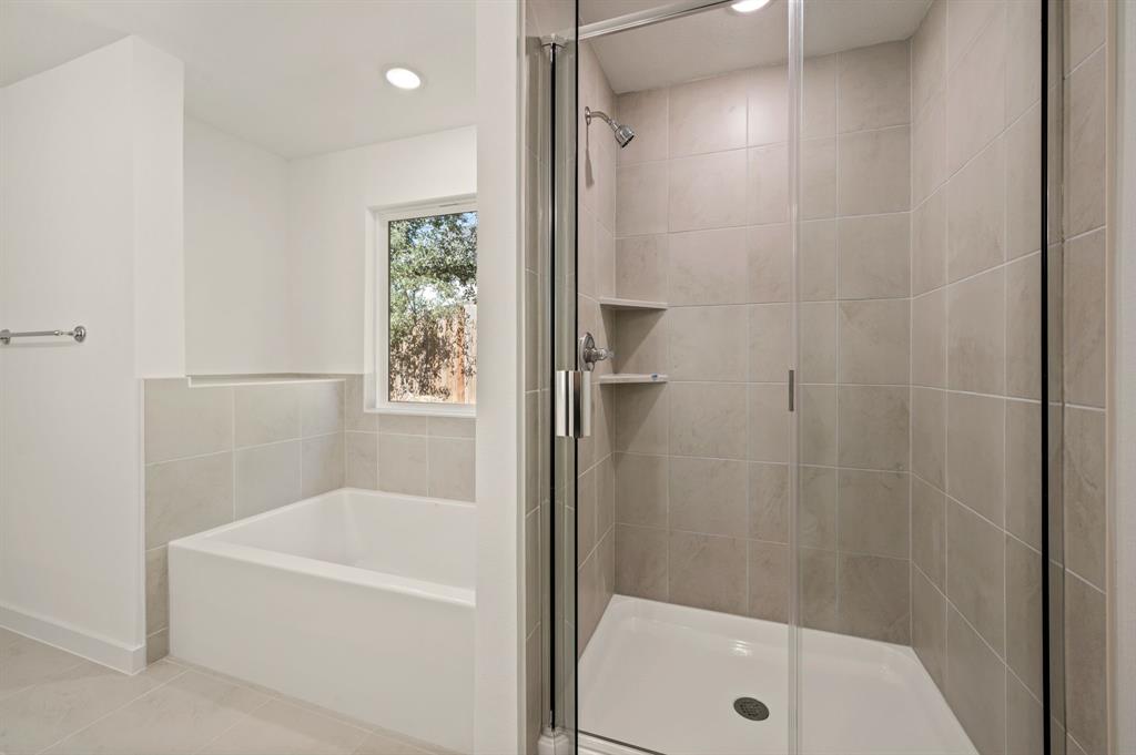 Runaway Bay Unit 6 - Residential