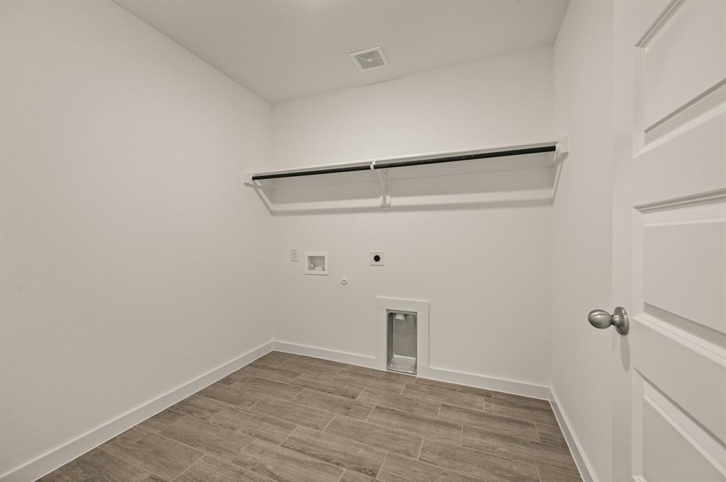 Runaway Bay Unit 6 - Residential