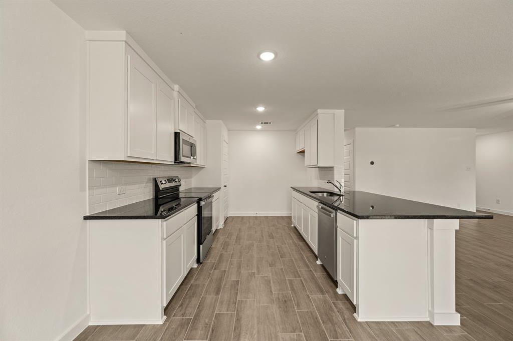 Runaway Bay Unit 6 - Residential