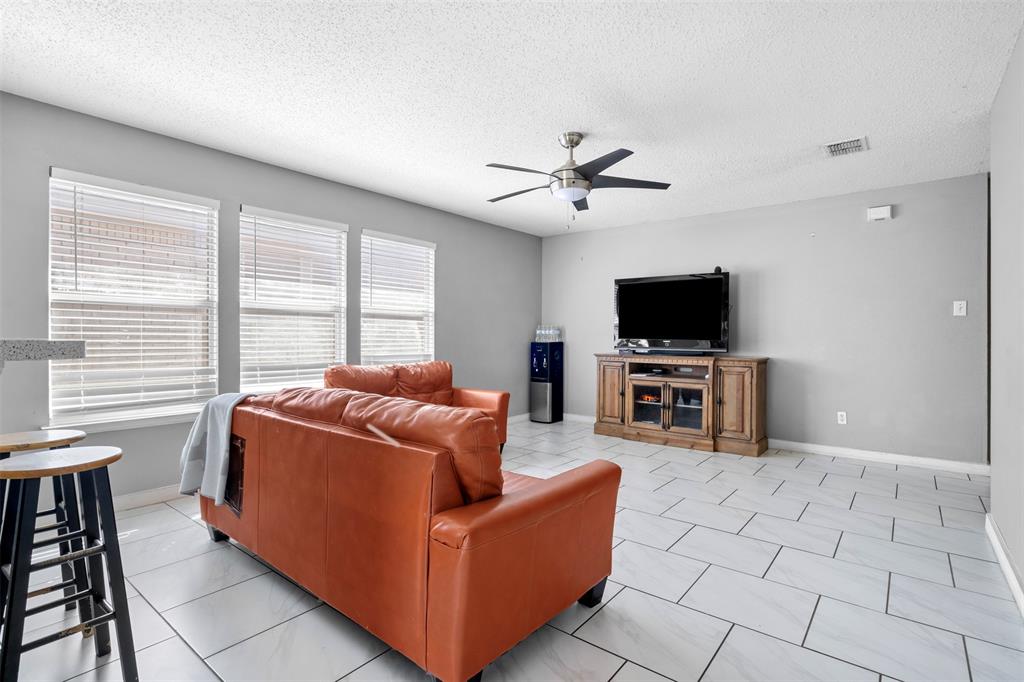 1408 Ridgecrest Drive