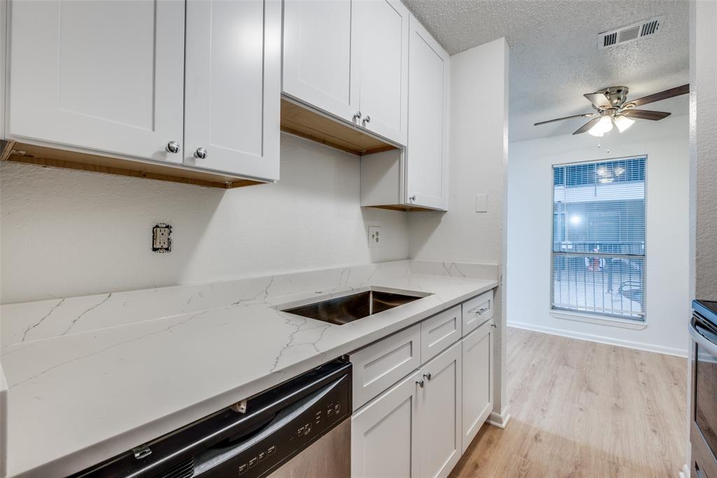 4502 Gaston Avenue 108