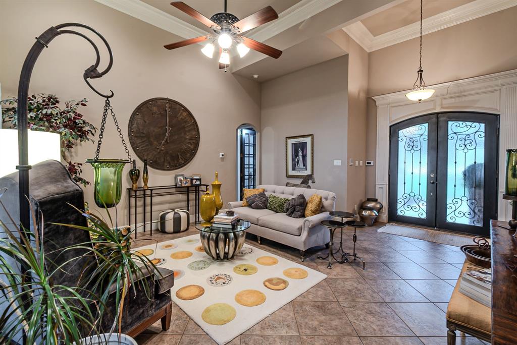 8271 Glenwick Drive