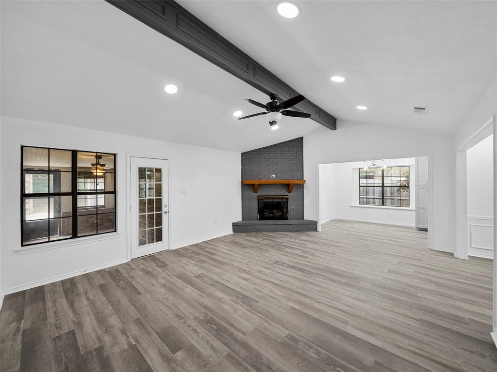 2219 N Lake Trail