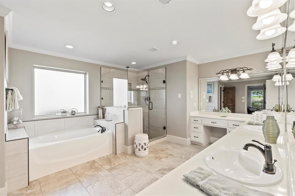 A0080 W W FORD, TRACT 38-02, ACRES 5.4818 - Residential