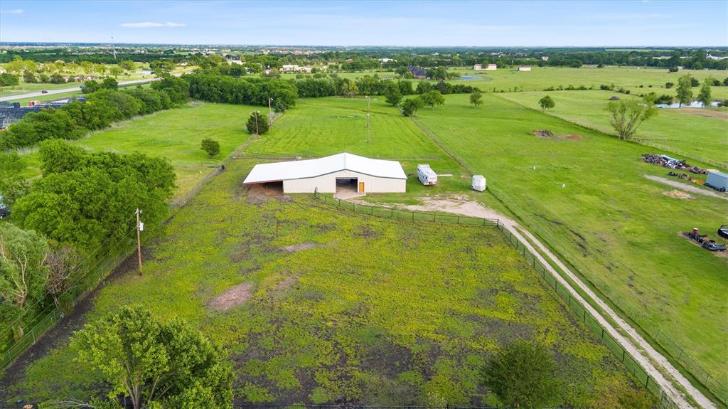 A0080 W W FORD, TRACT 38-02, ACRES 5.4818 - Residential