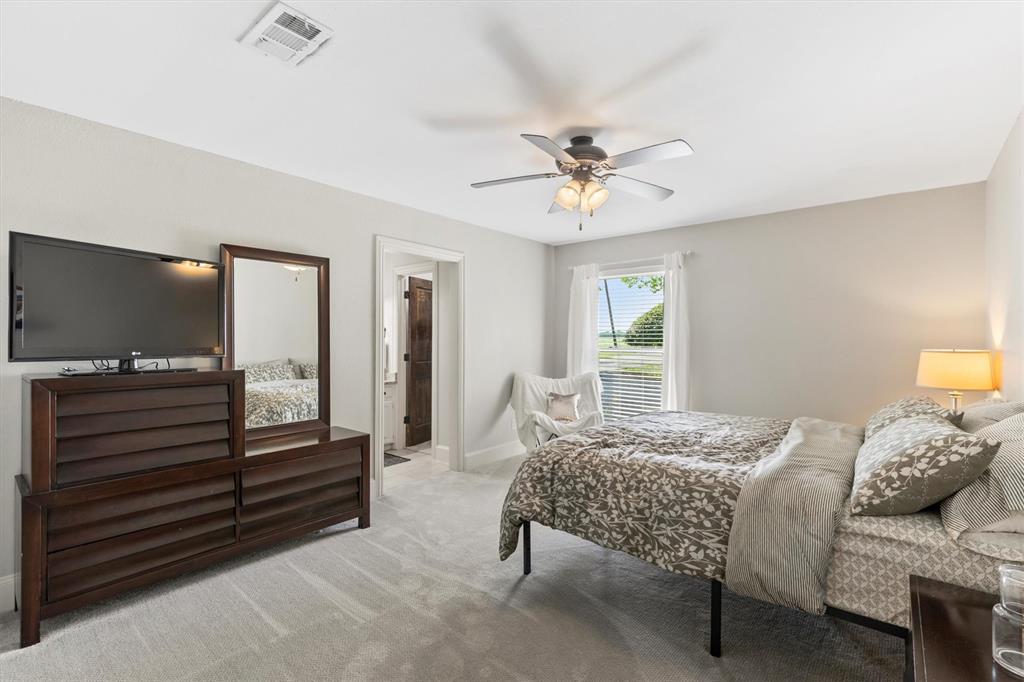 A0080 W W FORD, TRACT 38-02, ACRES 5.4818 - Residential