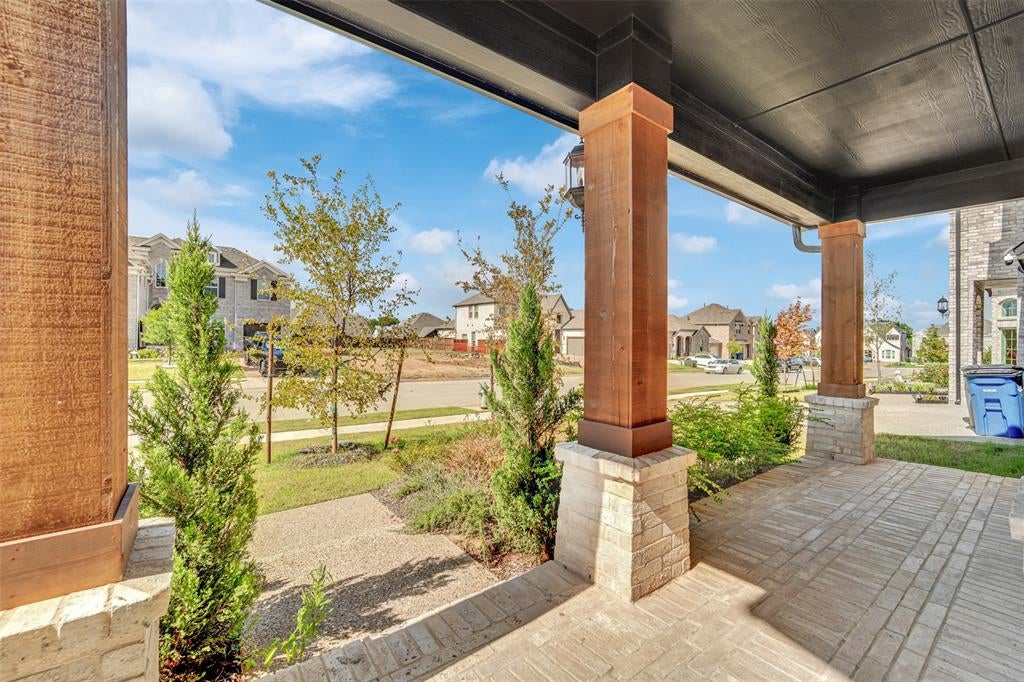 3520 Helios Lane
