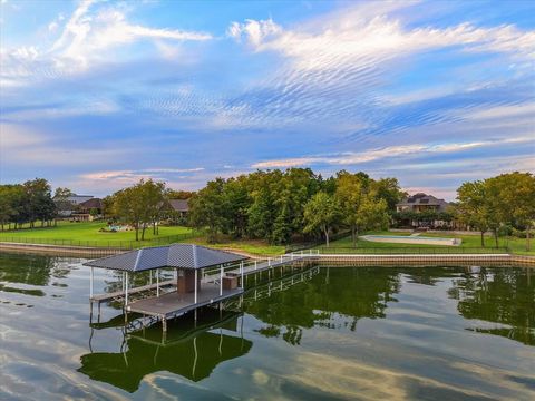 1140 The Shores Drive Corsicana TX 75109